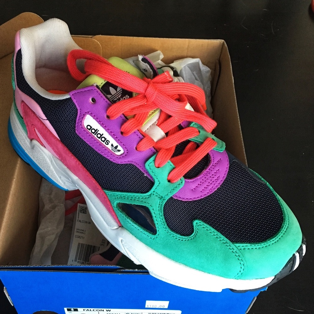 Adidas Falcon